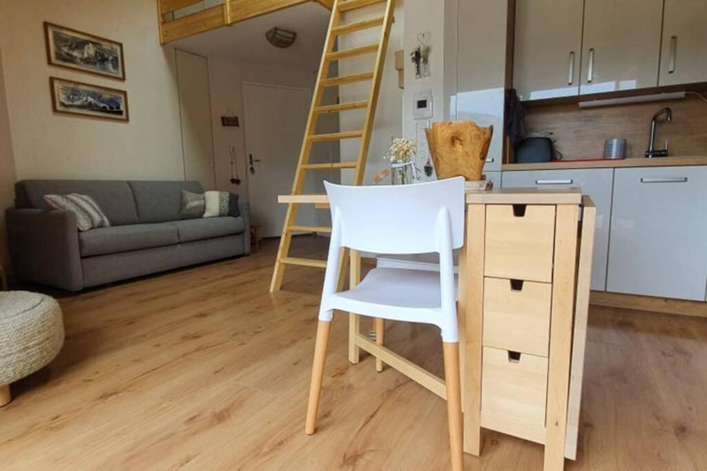Magnifique Appartement A La Joue Du Loup เลอเดโวลุย ภายนอก รูปภาพ